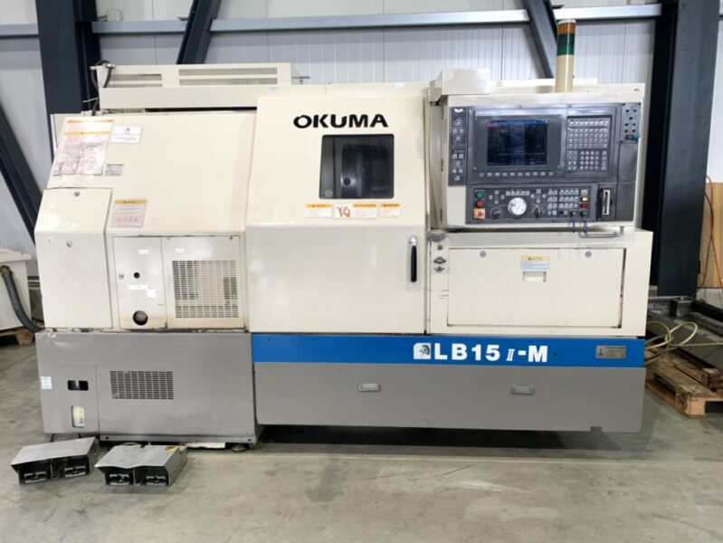 Máy tiện OKUMA